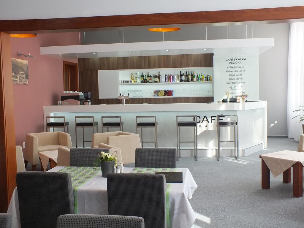 Hotel Skalka Rajecké Teplice Zewnętrze zdjęcie