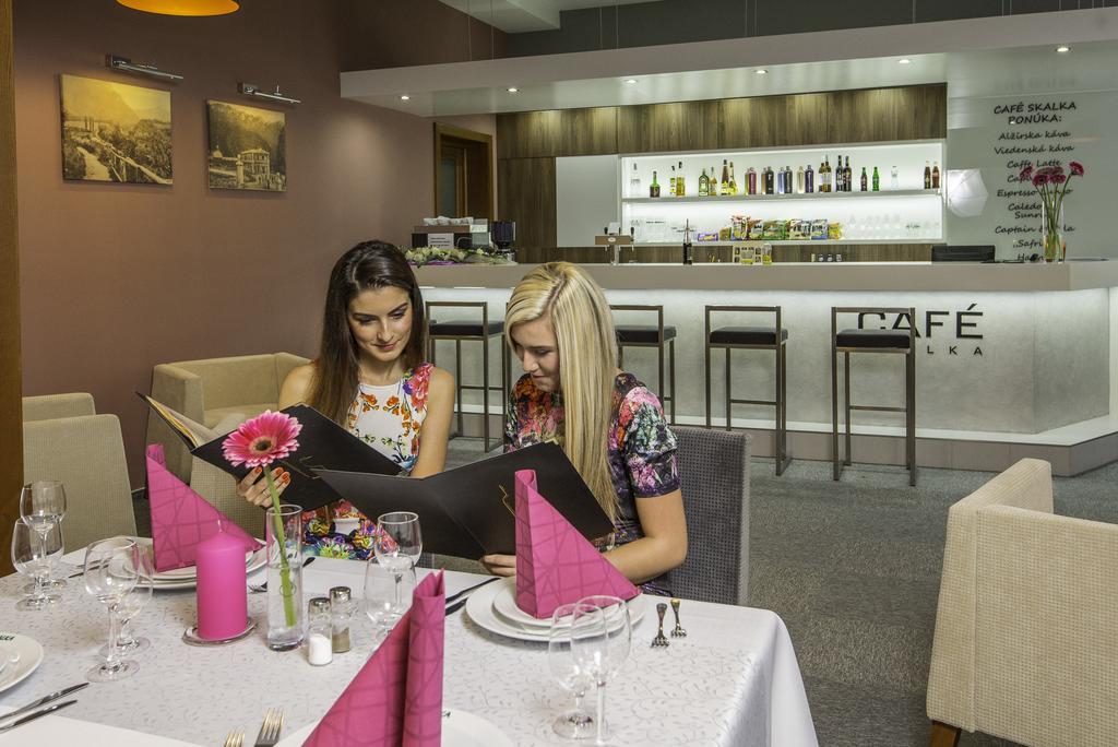 Hotel Skalka Rajecké Teplice Zewnętrze zdjęcie