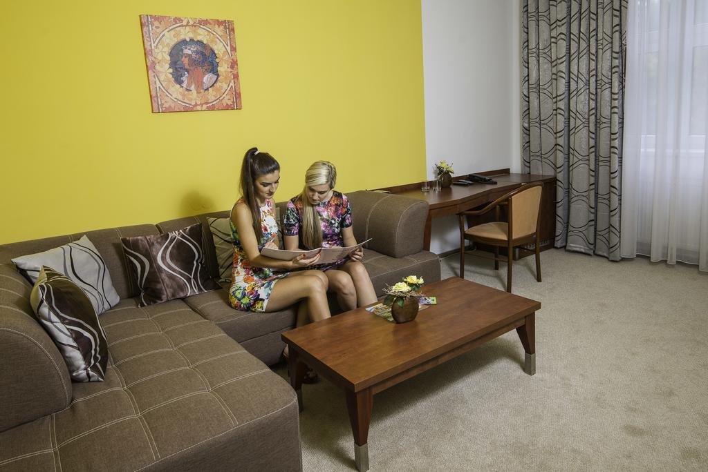 Hotel Skalka Rajecké Teplice Zewnętrze zdjęcie