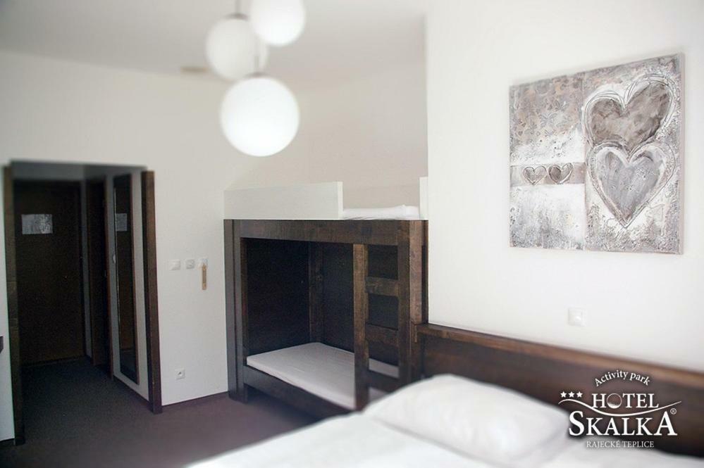Hotel Skalka Rajecké Teplice Zewnętrze zdjęcie